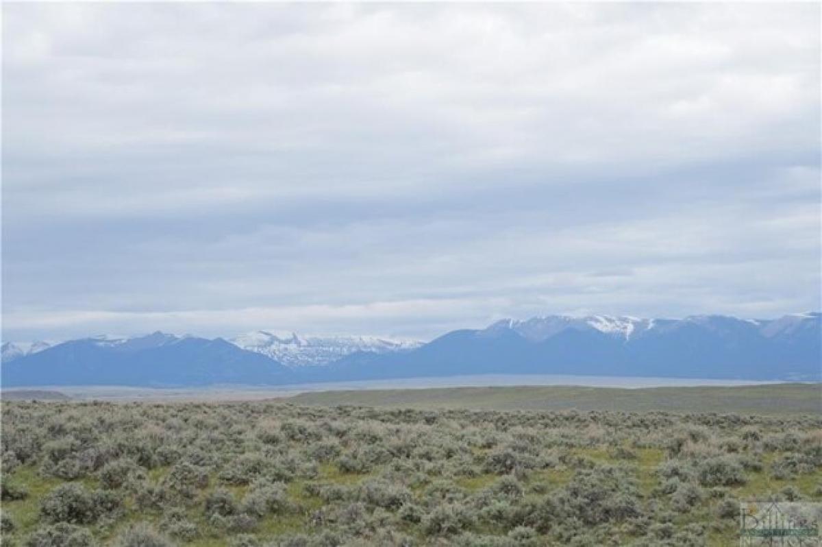 Picture of Residential Land For Sale in Shawmut, Montana, United States