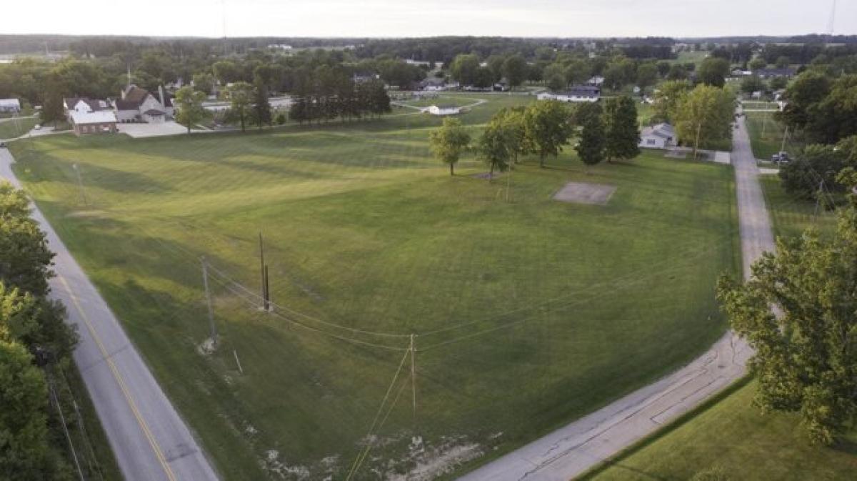 Picture of Residential Land For Sale in Fort Loramie, Ohio, United States