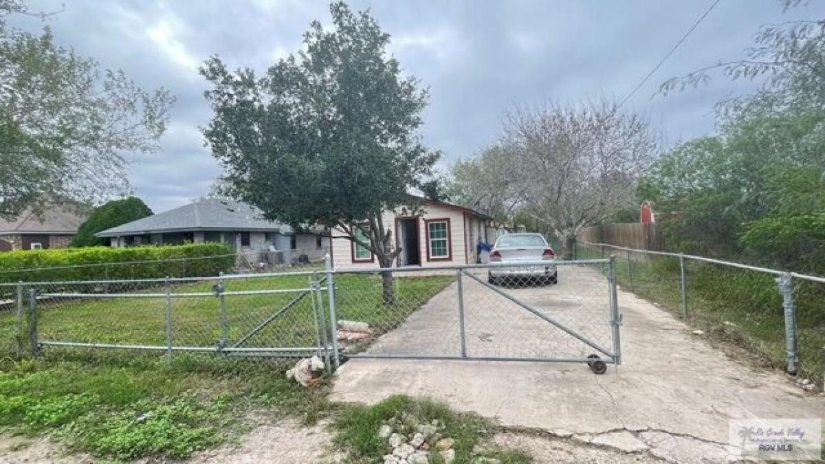 Picture of Home For Sale in Mercedes, Texas, United States