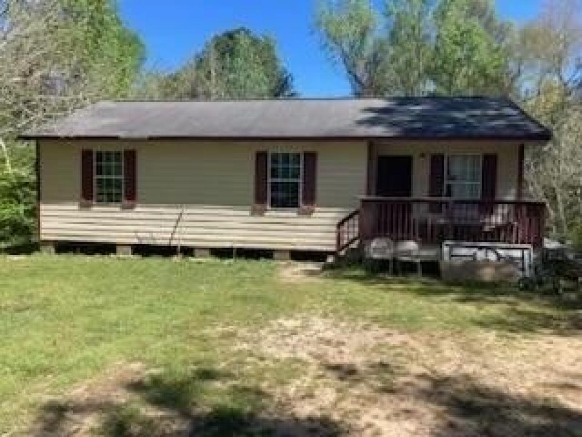 Picture of Home For Sale in Taylorsville, Mississippi, United States