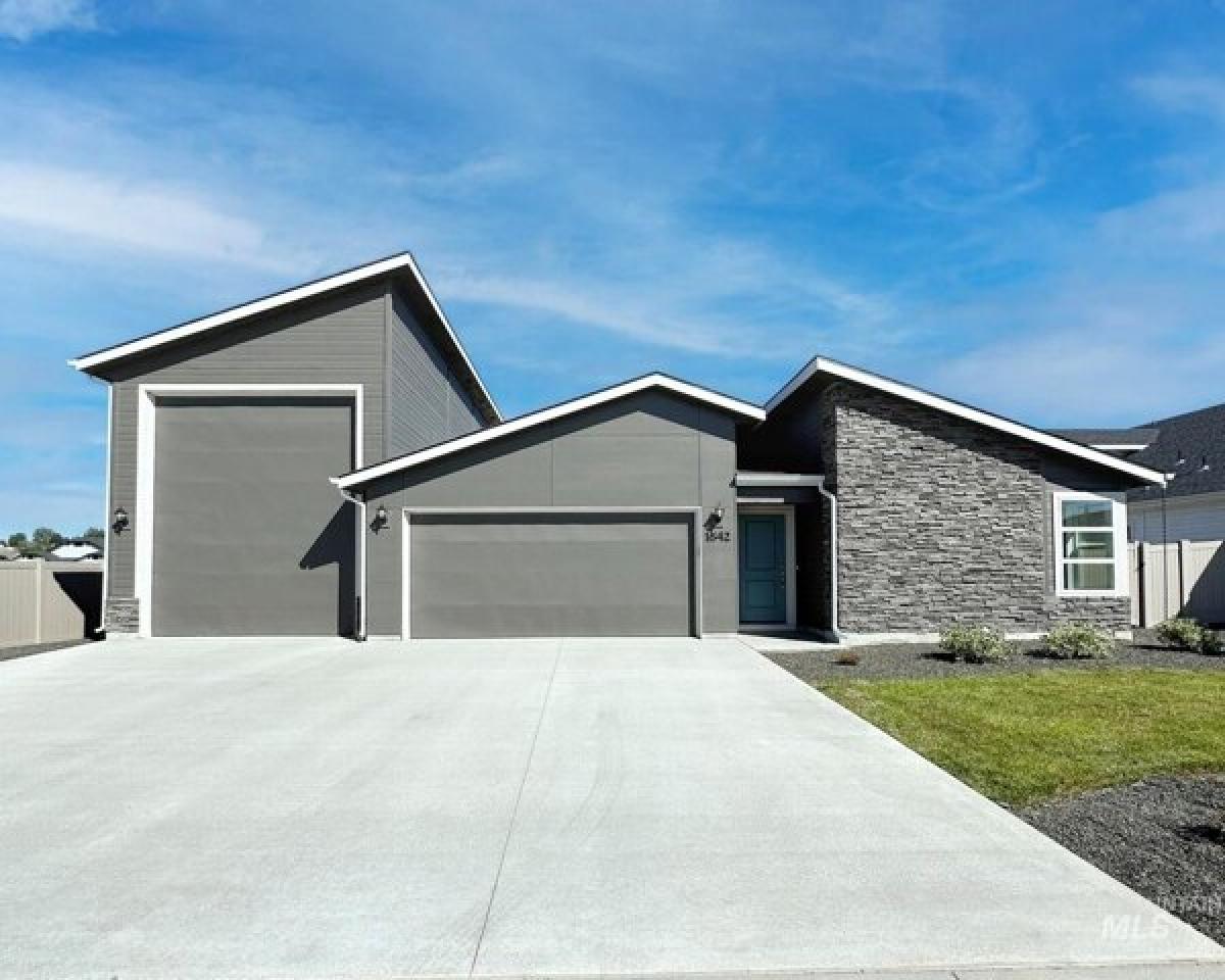 Picture of Home For Sale in Middleton, Idaho, United States