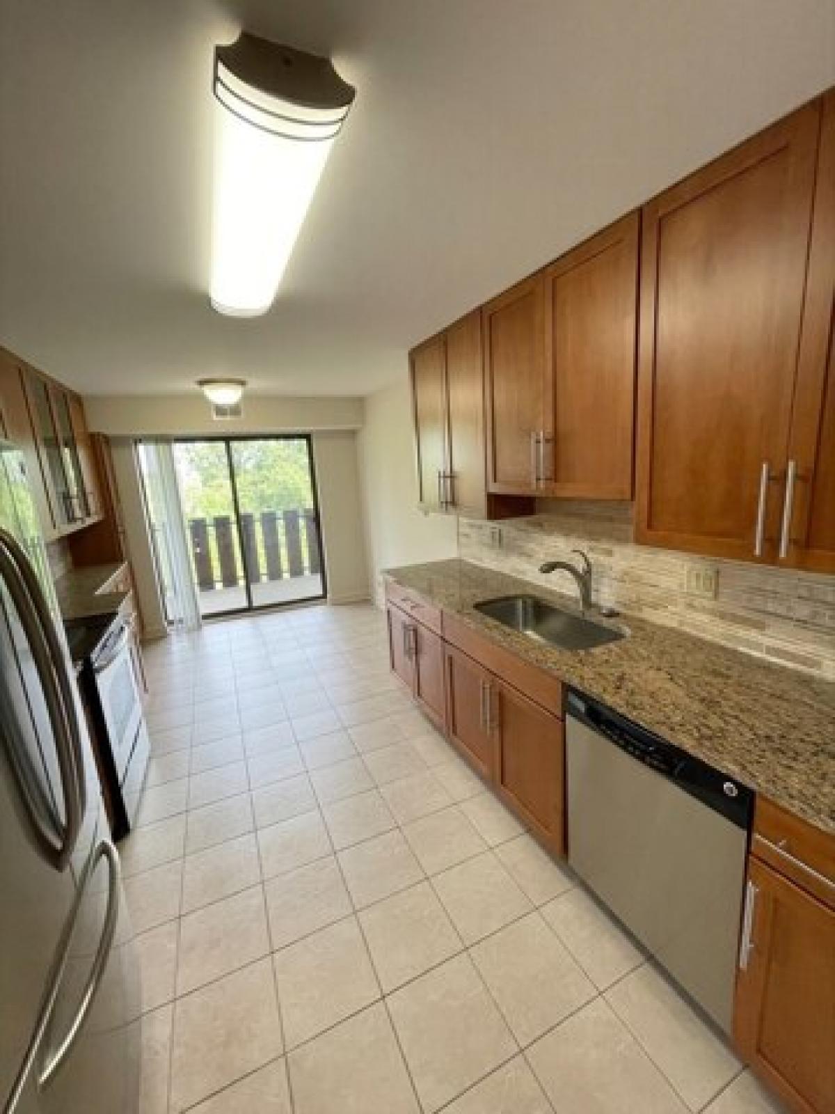 Picture of Apartment For Rent in Highland Park, Illinois, United States