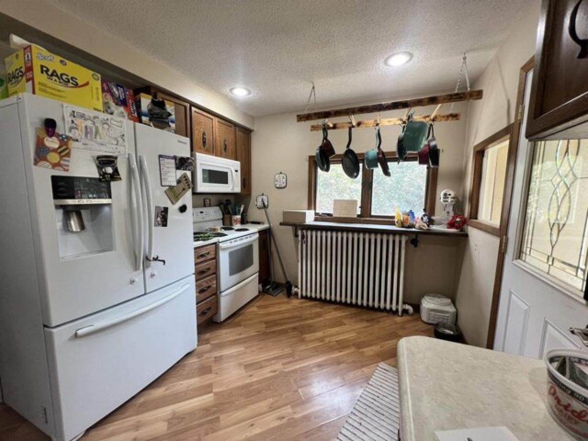 Picture of Home For Sale in Minot, North Dakota, United States