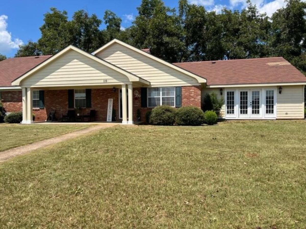 Picture of Home For Sale in Americus, Georgia, United States