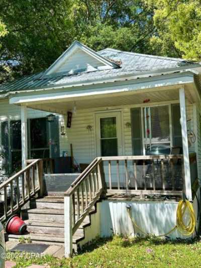 Home For Sale in Bonifay, Florida