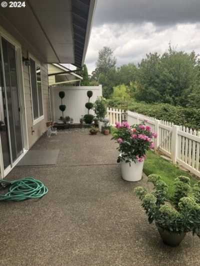 Home For Sale in Fairview, Oregon