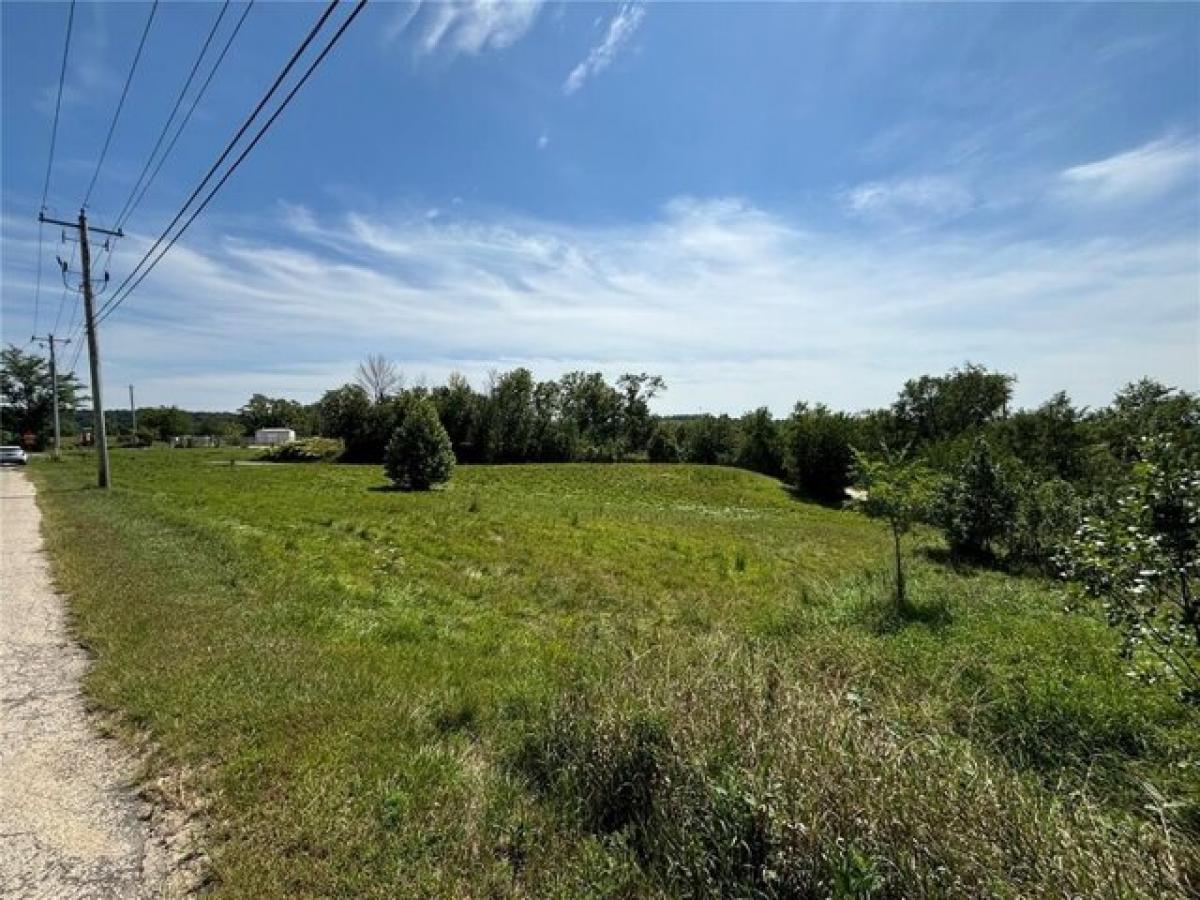 Picture of Residential Land For Sale in Cedar Rapids, Iowa, United States