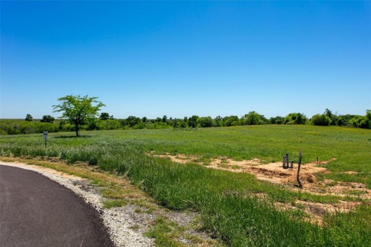 Picture of Residential Land For Sale in Caldwell, Texas, United States