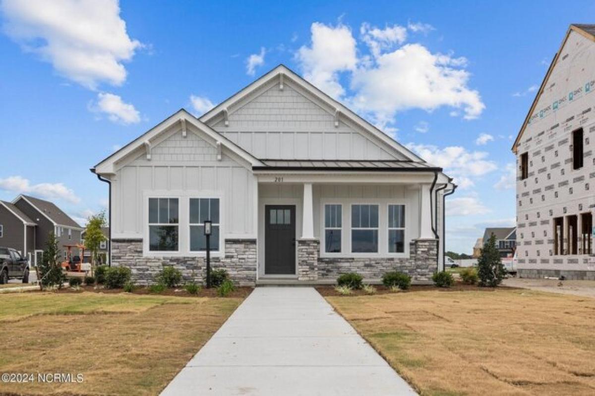 Picture of Home For Sale in Moyock, North Carolina, United States