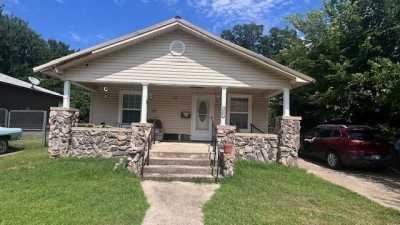 Home For Sale in Shawnee, Oklahoma