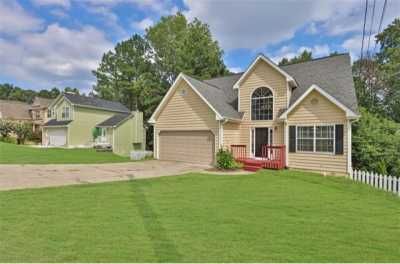 Home For Sale in Sugar Hill, Georgia