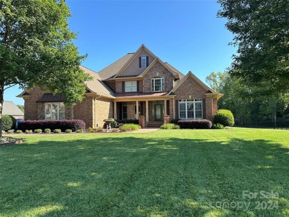 Picture of Home For Sale in Kings Mountain, North Carolina, United States