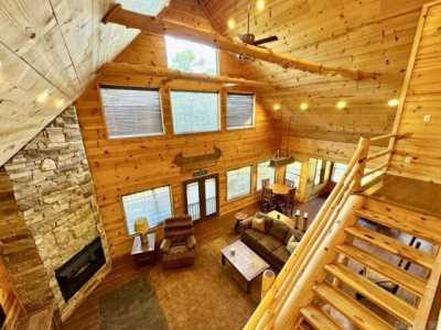 Home For Sale in Mountain View, Arkansas