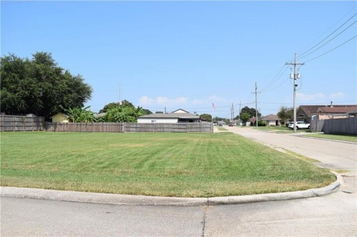 Picture of Residential Land For Sale in Kenner, Louisiana, United States