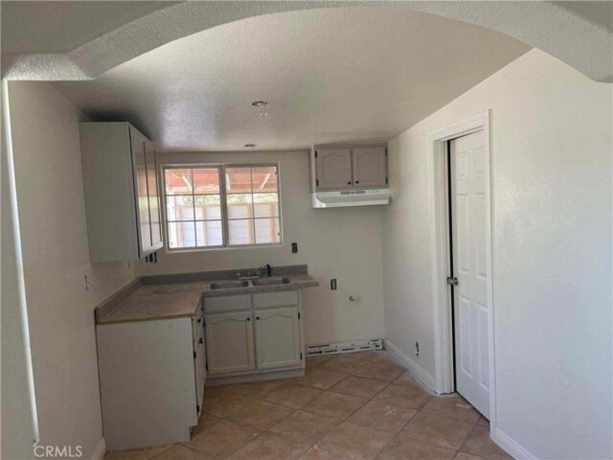 Picture of Home For Rent in Fontana, California, United States