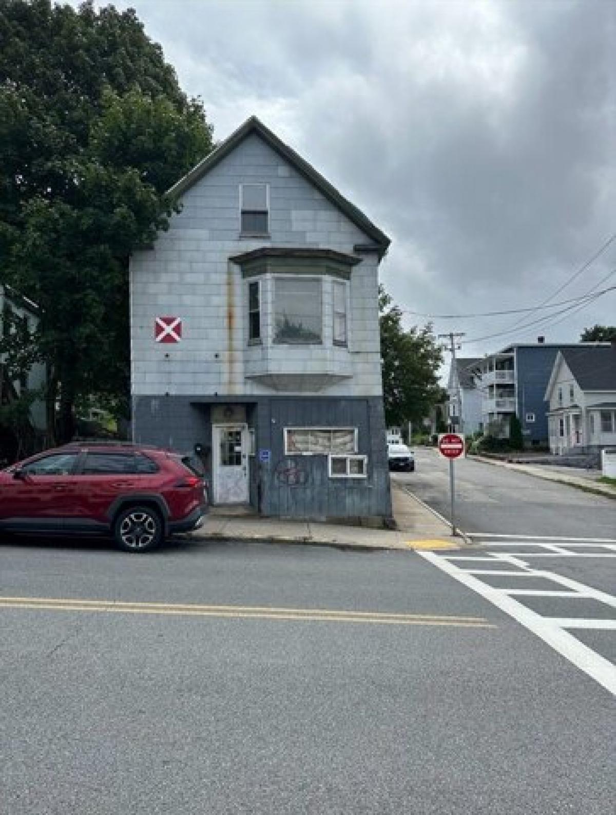 Picture of Home For Sale in Gardner, Massachusetts, United States