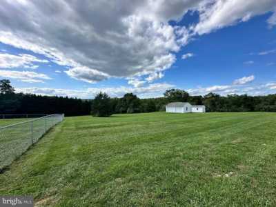 Home For Sale in Bunker Hill, West Virginia