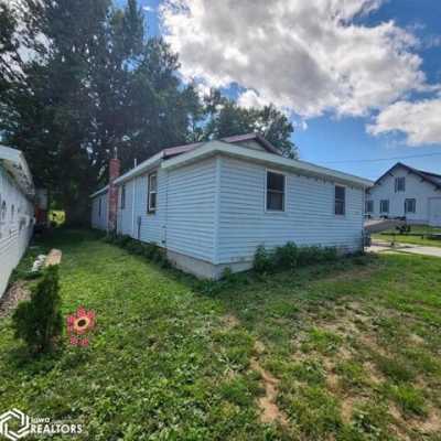 Home For Sale in Webster City, Iowa