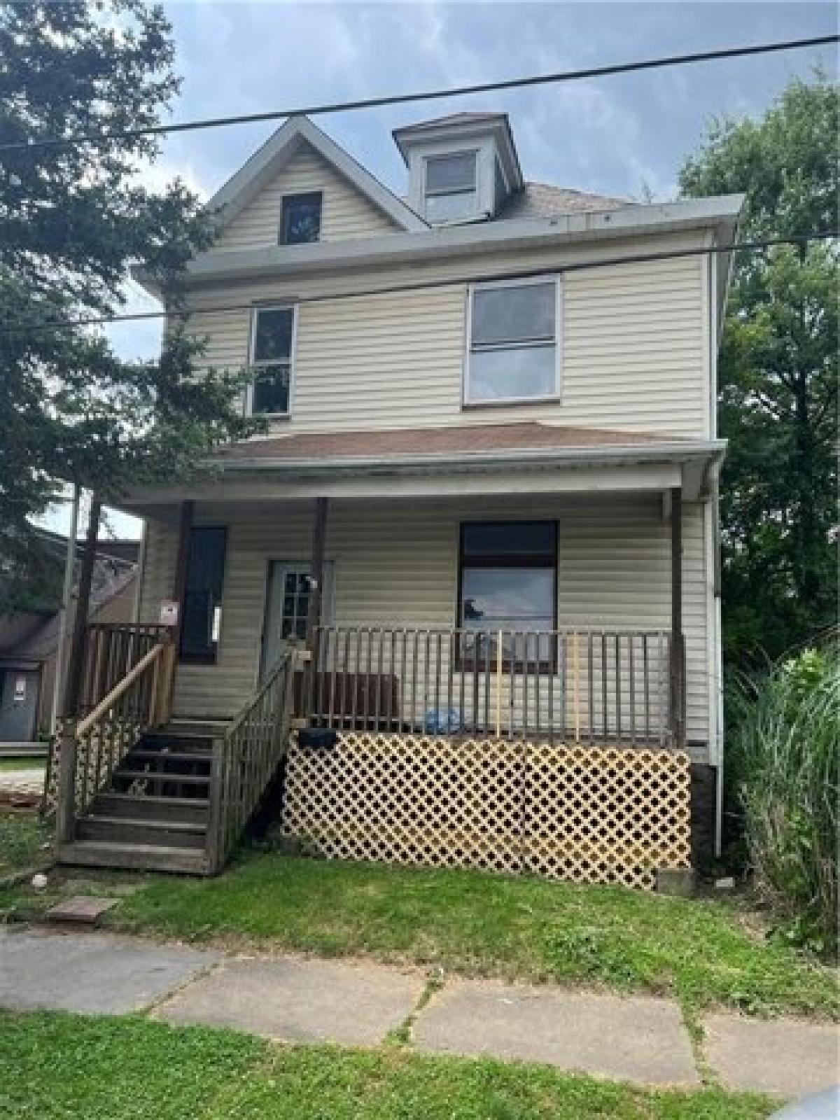 Picture of Home For Sale in Butler, Pennsylvania, United States