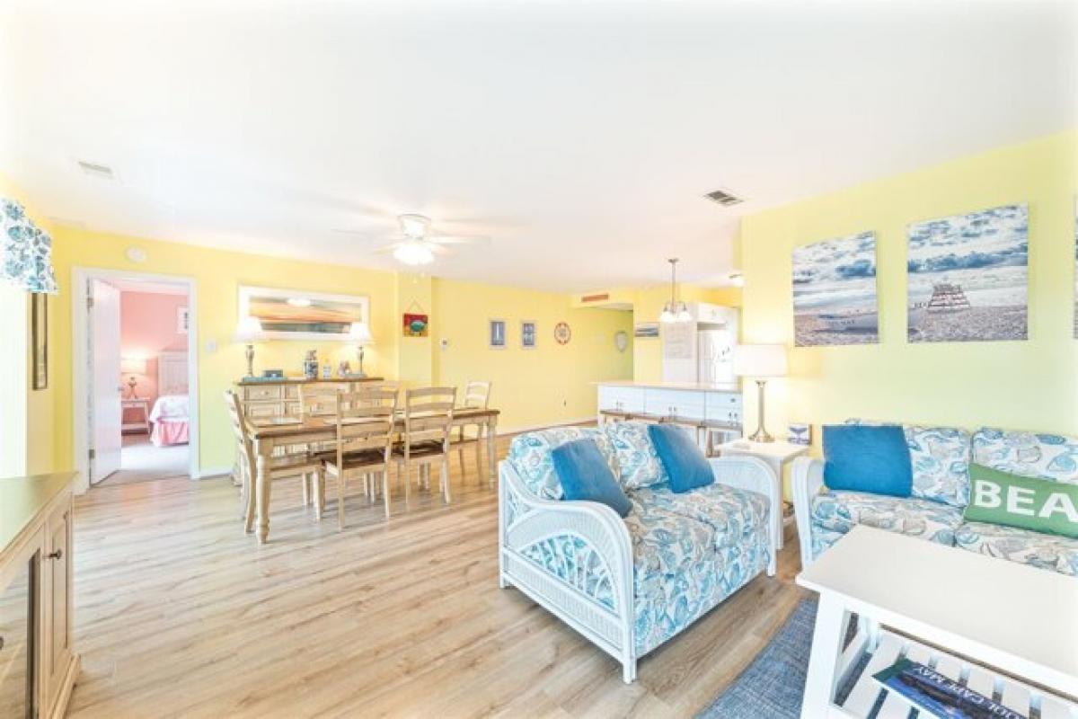 Picture of Home For Sale in Cape May, New Jersey, United States