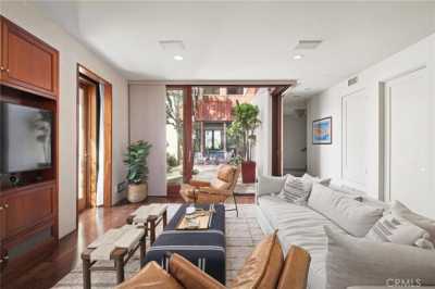 Home For Sale in Manhattan Beach, California