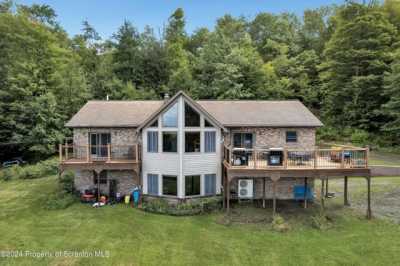 Home For Sale in Hallstead, Pennsylvania