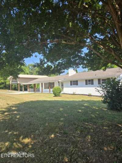 Home For Sale in Clinton, Tennessee