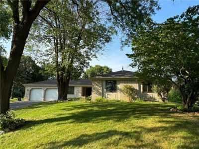 Home For Sale in Apple Valley, Minnesota