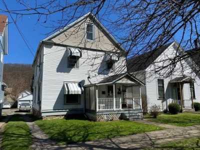 Home For Rent in Franklin, Pennsylvania