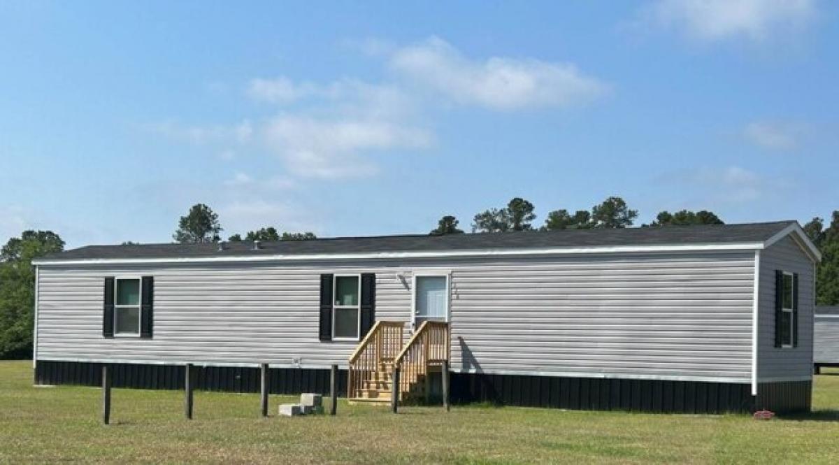 Picture of Home For Sale in Cordova, South Carolina, United States