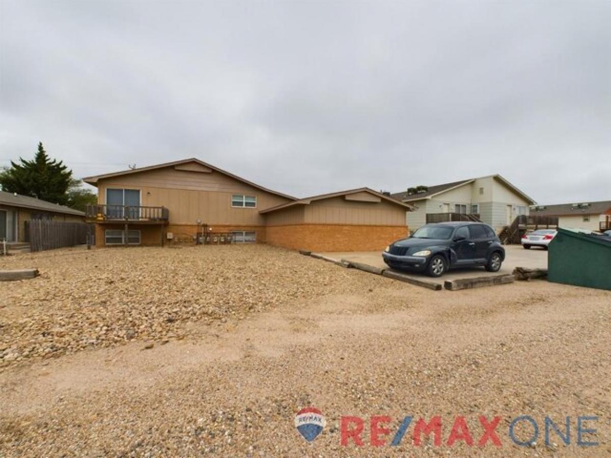 Picture of Home For Sale in Garden City, Kansas, United States