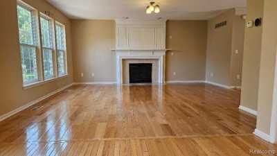 Home For Rent in Troy, Michigan