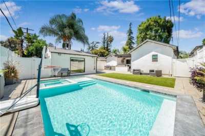 Home For Sale in Sherman Oaks, California