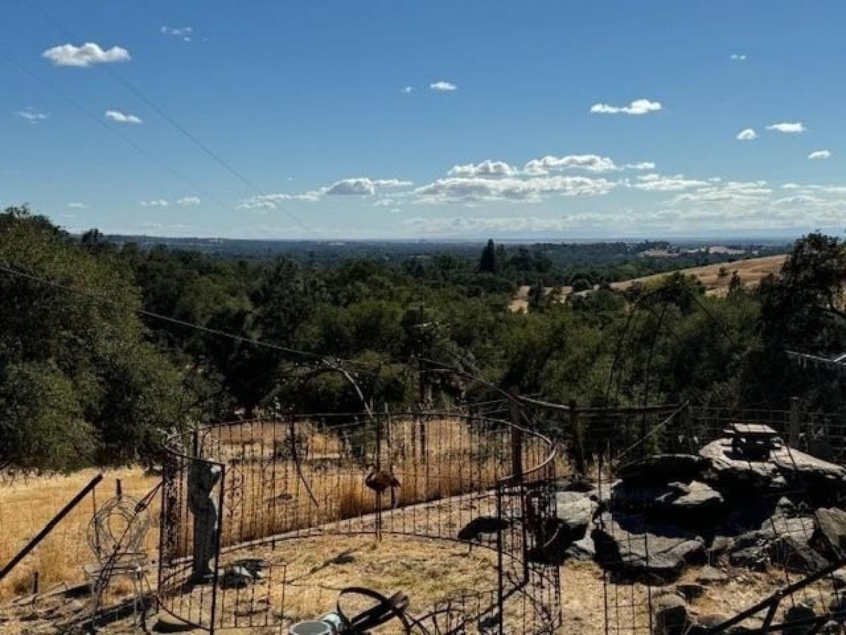 Picture of Home For Sale in Auburn, California, United States