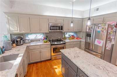 Home For Sale in Lenexa, Kansas