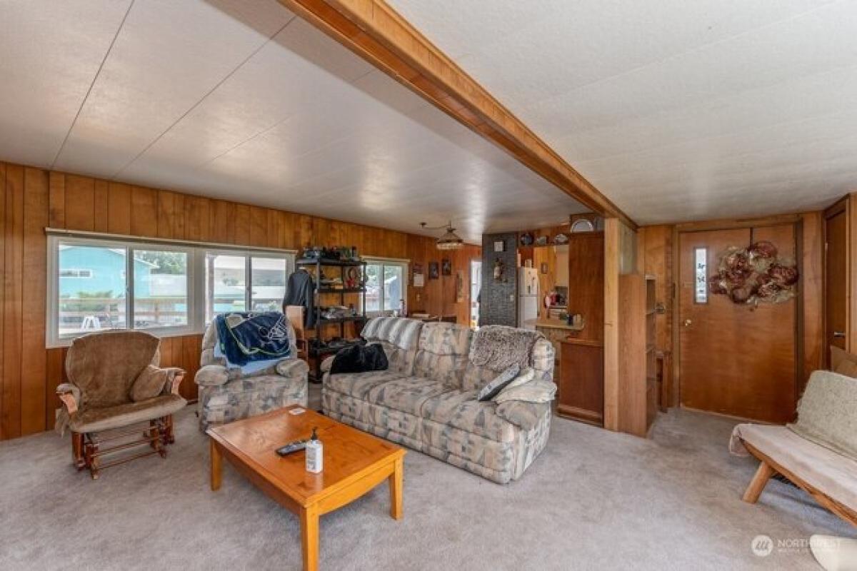 Picture of Home For Sale in Moses Lake, Washington, United States