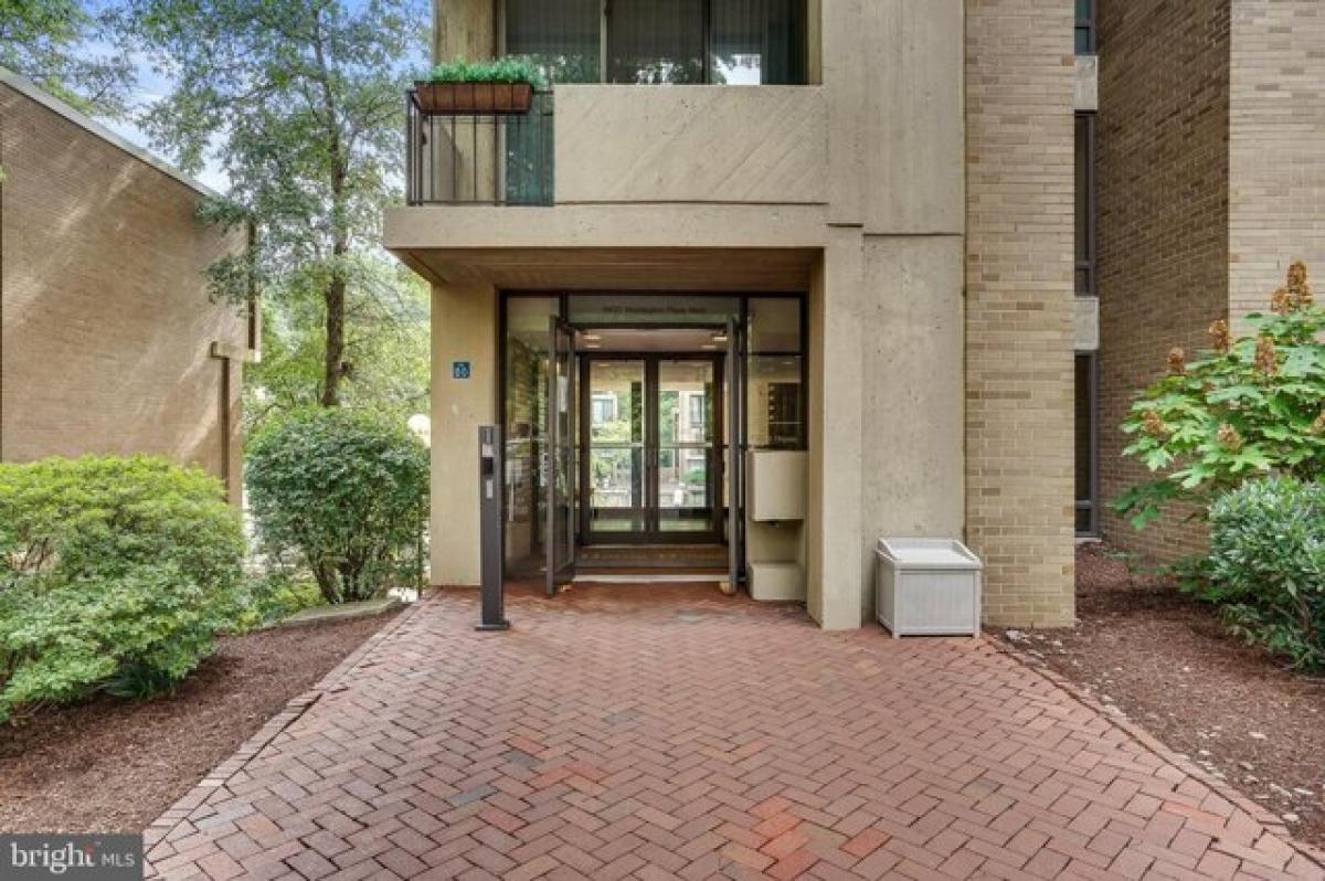 Picture of Home For Sale in Reston, Virginia, United States