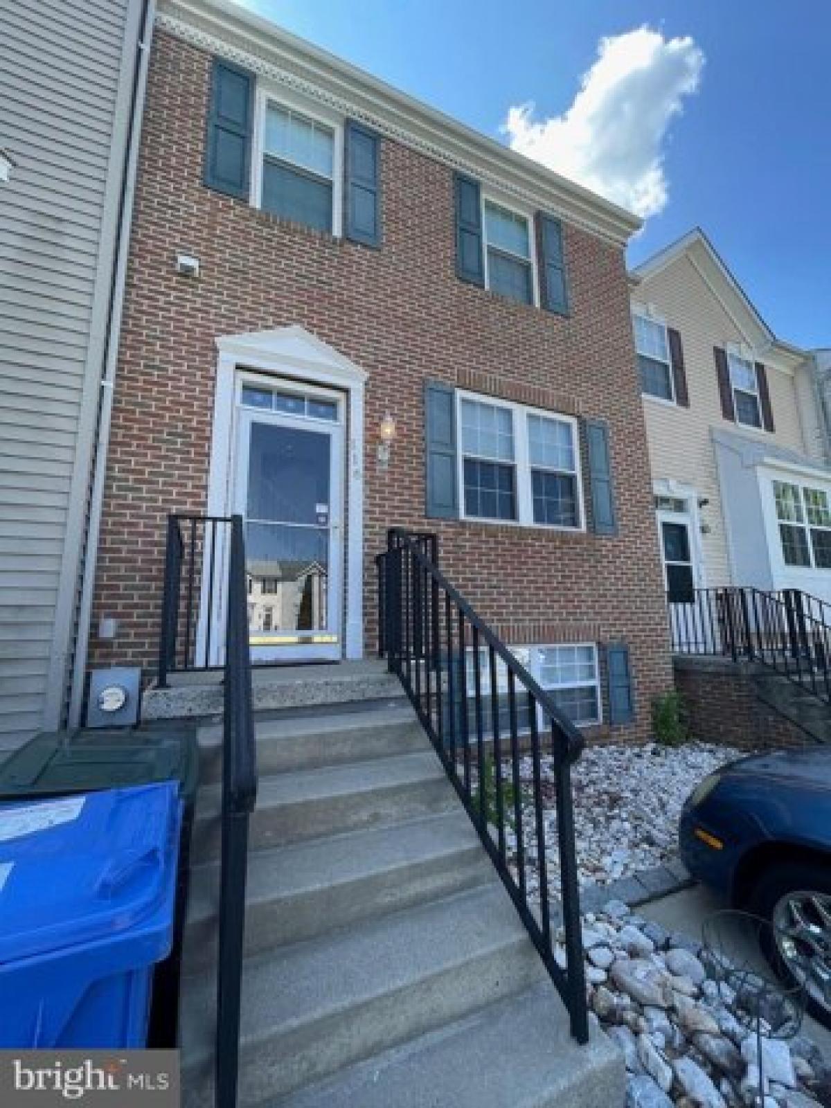 Picture of Home For Sale in Glassboro, New Jersey, United States