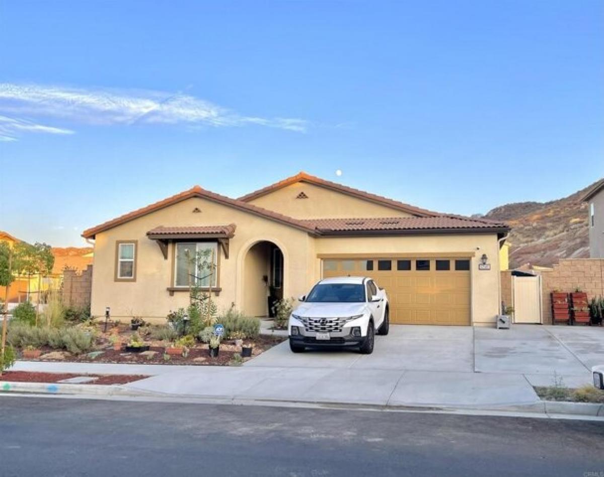 Picture of Home For Sale in Winchester, California, United States