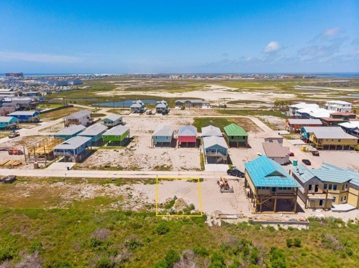 Picture of Residential Land For Sale in Port Aransas, Texas, United States