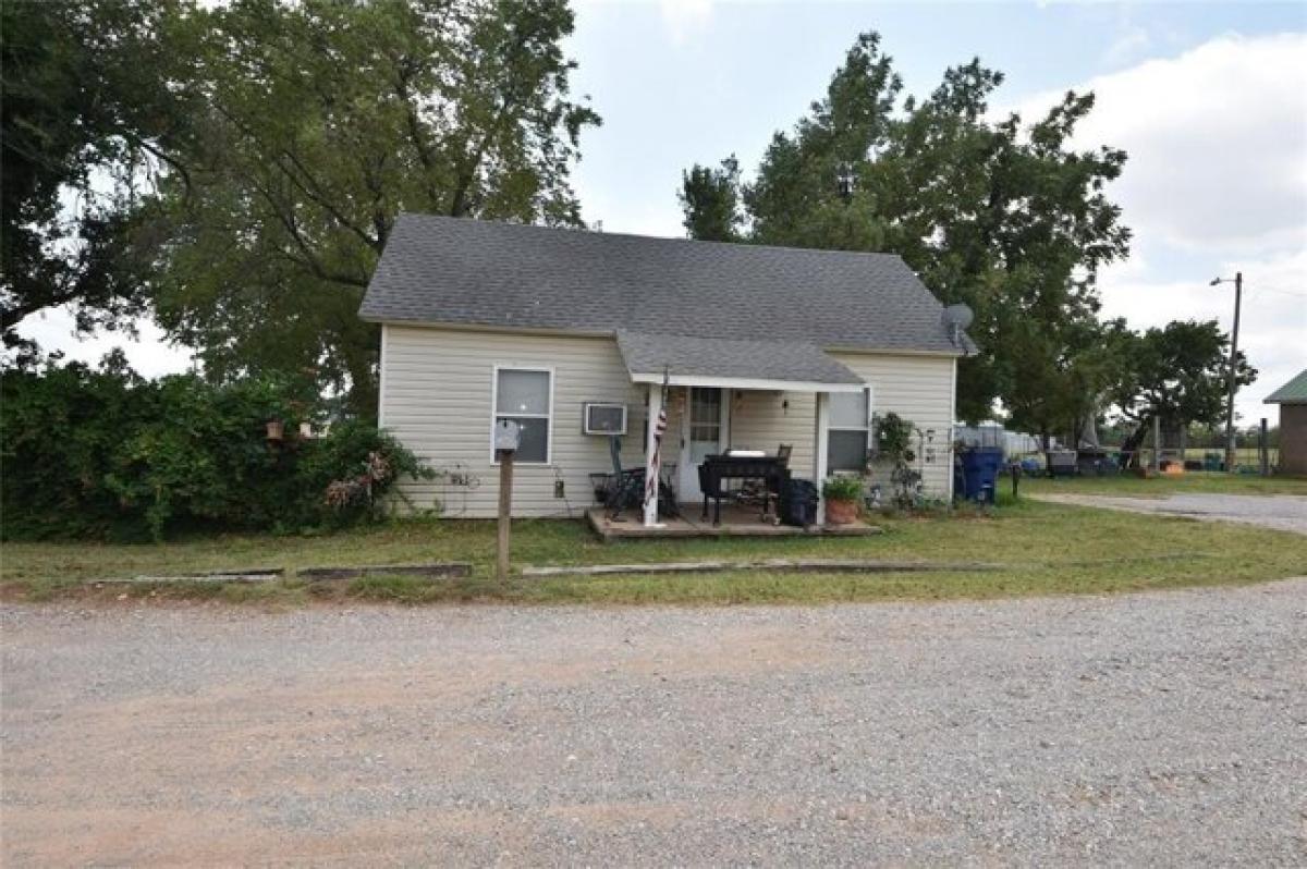 Picture of Home For Sale in Guthrie, Oklahoma, United States