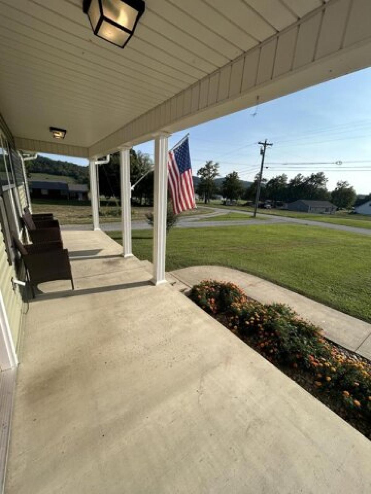 Picture of Home For Sale in Rutledge, Tennessee, United States