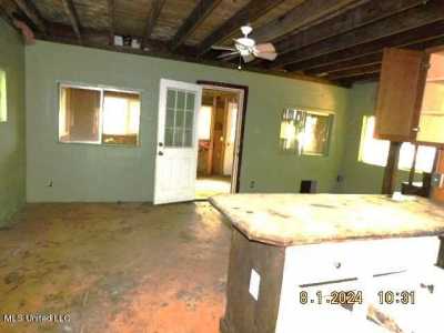 Home For Sale in Walnut, Mississippi