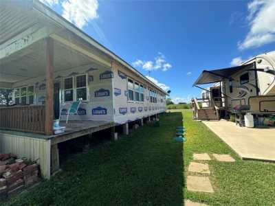 Home For Sale in Yantis, Texas