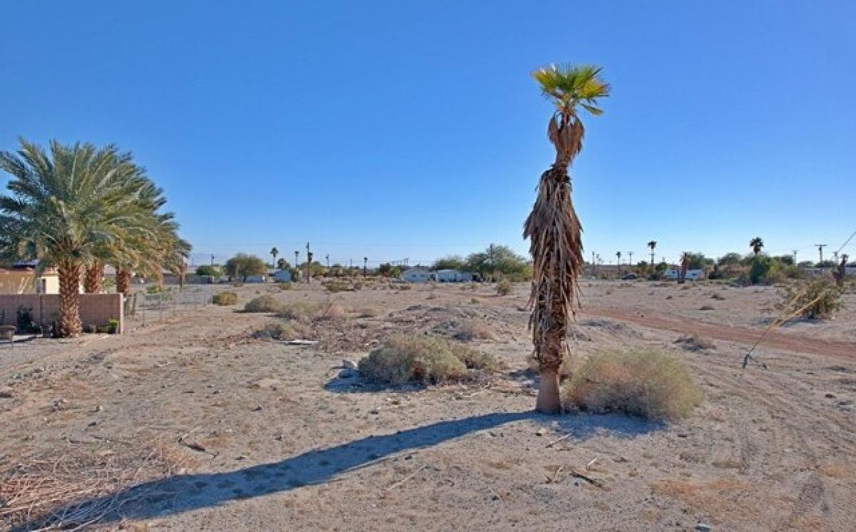 Picture of Residential Land For Sale in Salton City, California, United States