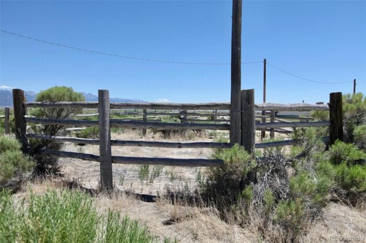 Picture of Home For Sale in Moffat, Colorado, United States