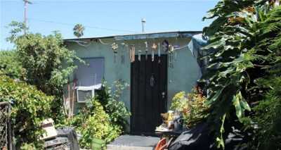 Home For Sale in Hawaiian Gardens, California