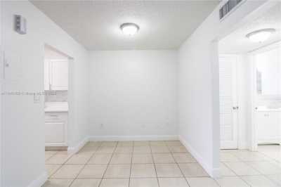 Apartment For Rent in Hallandale Beach, Florida