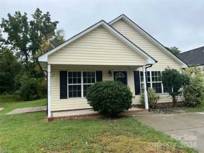 Home For Sale in Kannapolis, North Carolina