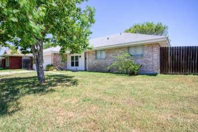 Home For Sale in Portland, Texas